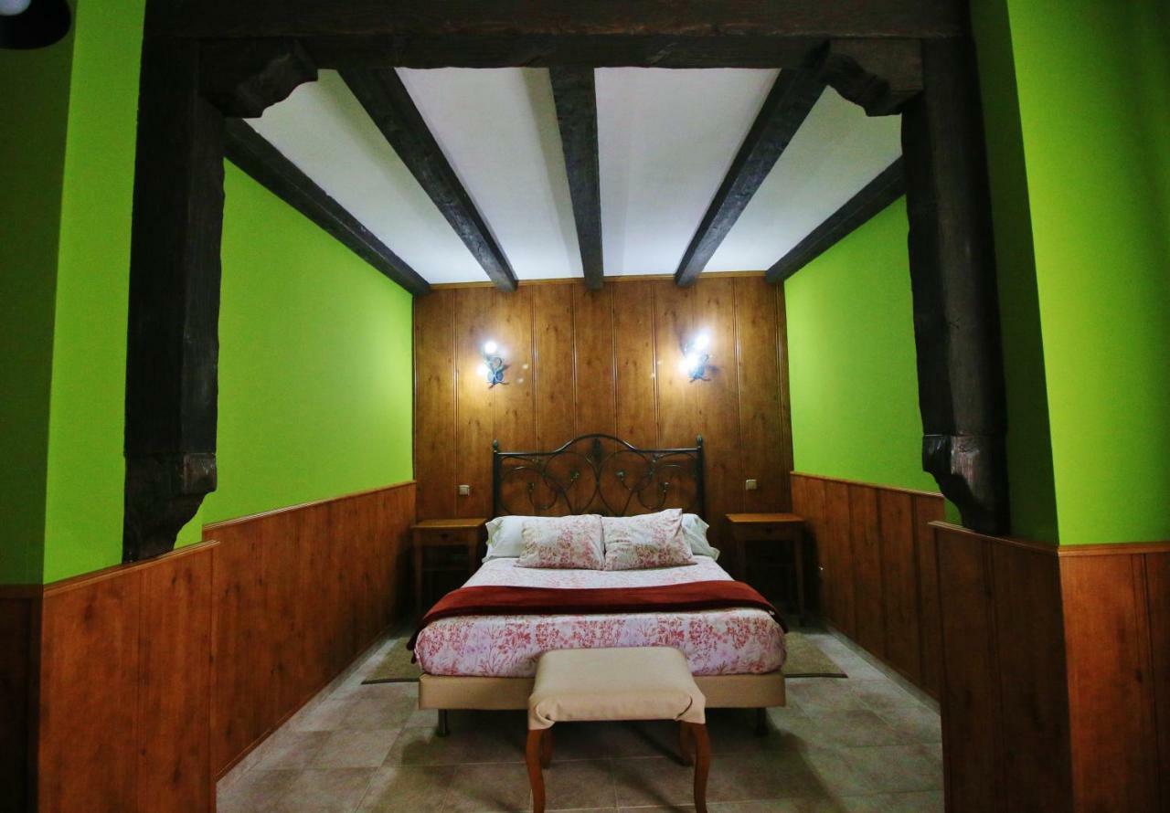 Posada Del Camino Real Torrelaguna Esterno foto